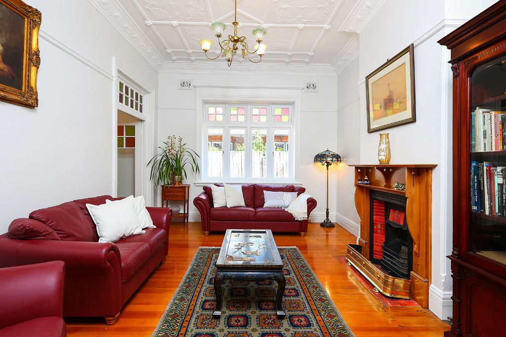 5 Gillies Avenue
