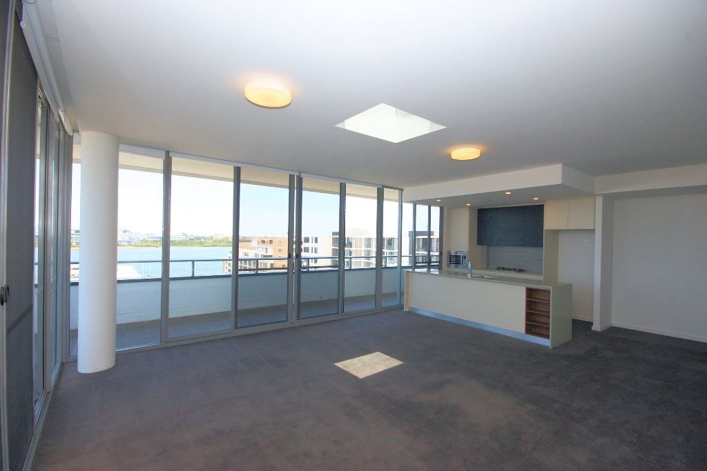 811 / 19 Baywater Drive, Wentworth Point, NSW 2127