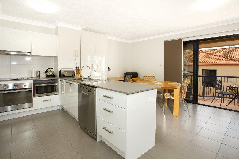 39 'Waverley Apartments' 16 Waverley Street, Southport QLD 4215