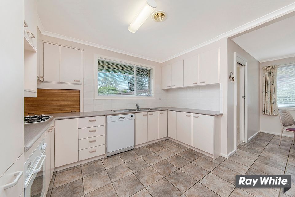 4 Rooth Place, Watson, ACT 2602
