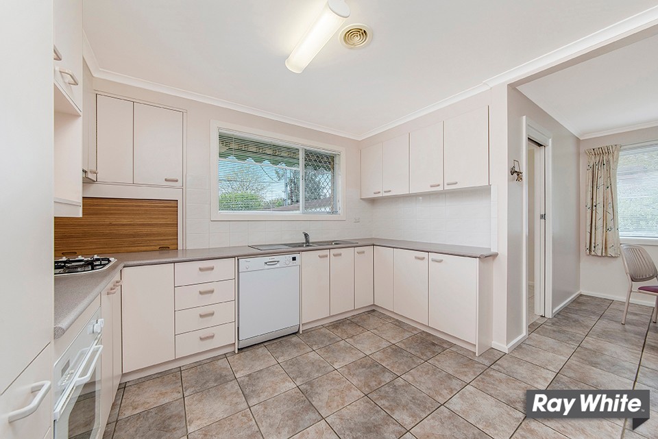 4 Rooth Place, Watson, ACT 2602