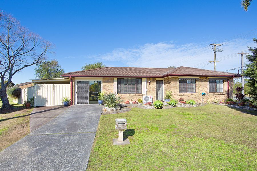2 Adrian Close