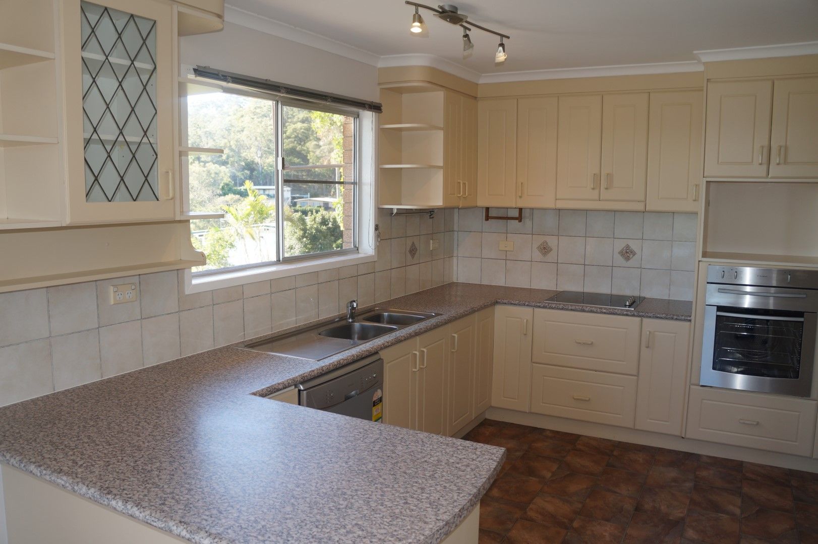 53 Wilga Street, Kin Kora, QLD 4680