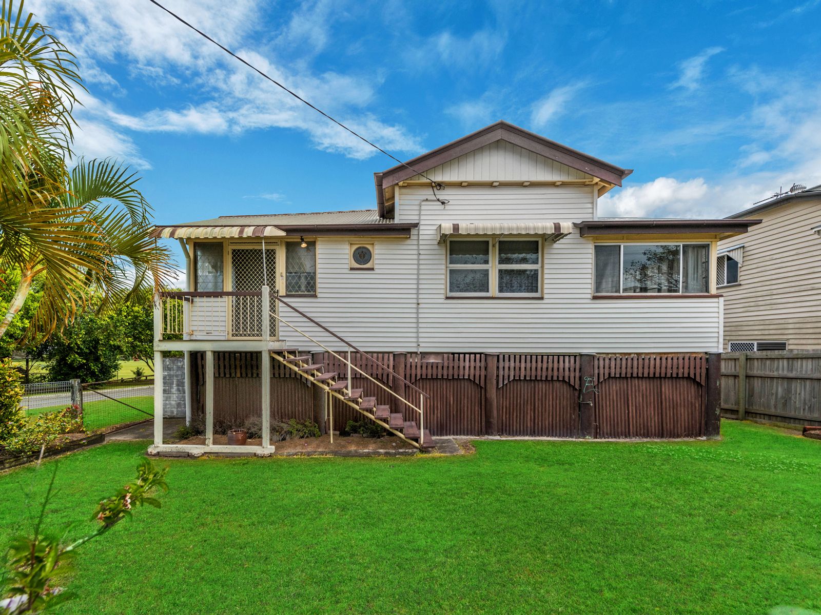 158 Barrack Road, Cannon Hill, QLD 4170