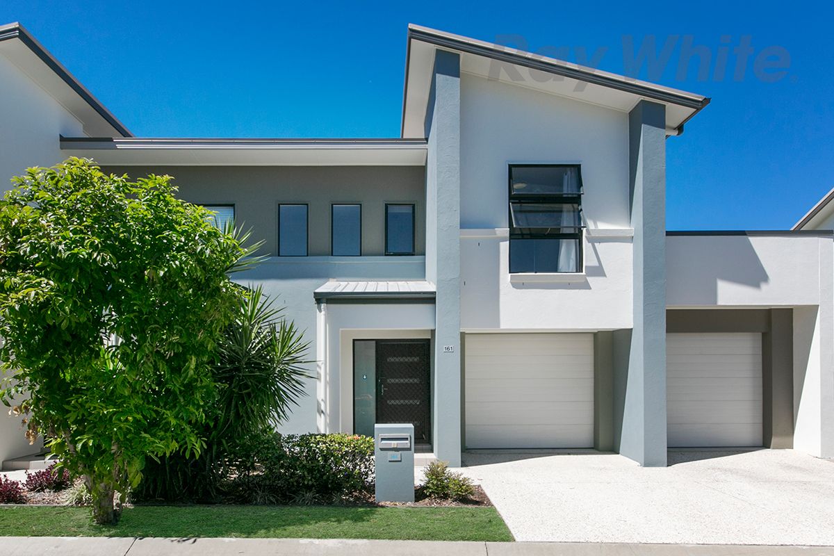 16 Surbiton Court, Carindale QLD 4152