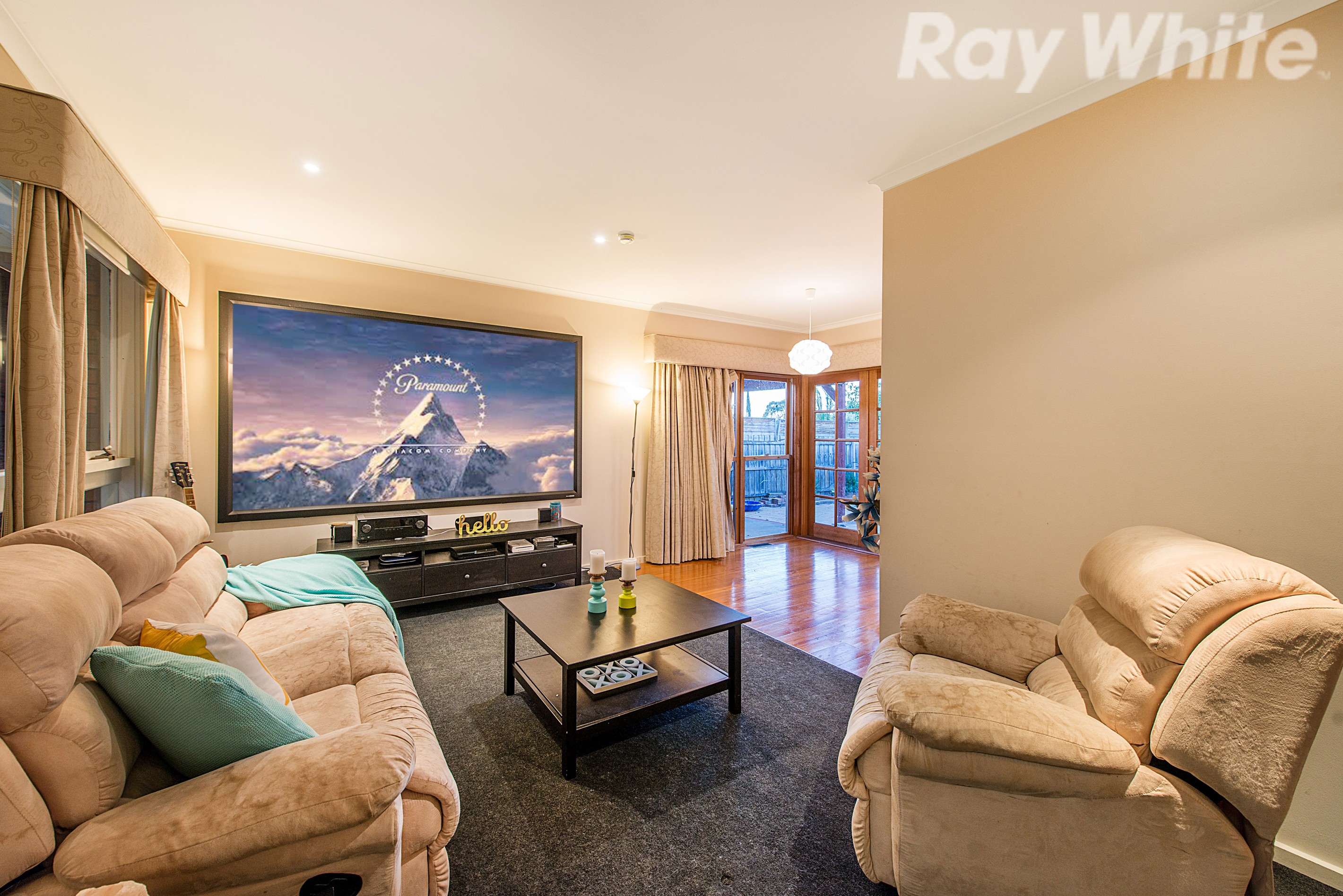 21 Beckenham Drive, Ferntree Gully, VIC 3156