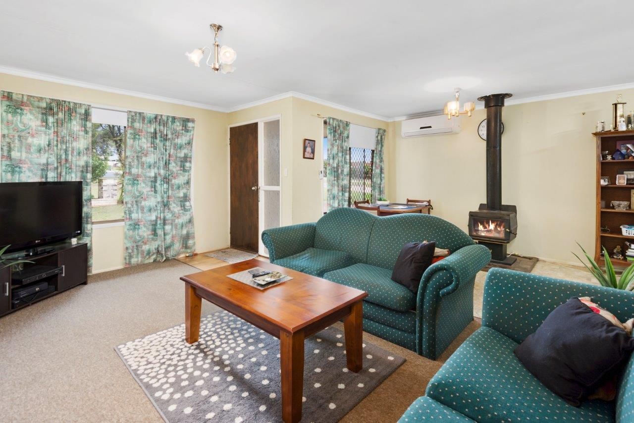 22 Jennifer Crescent, Darling Heights, QLD 4350