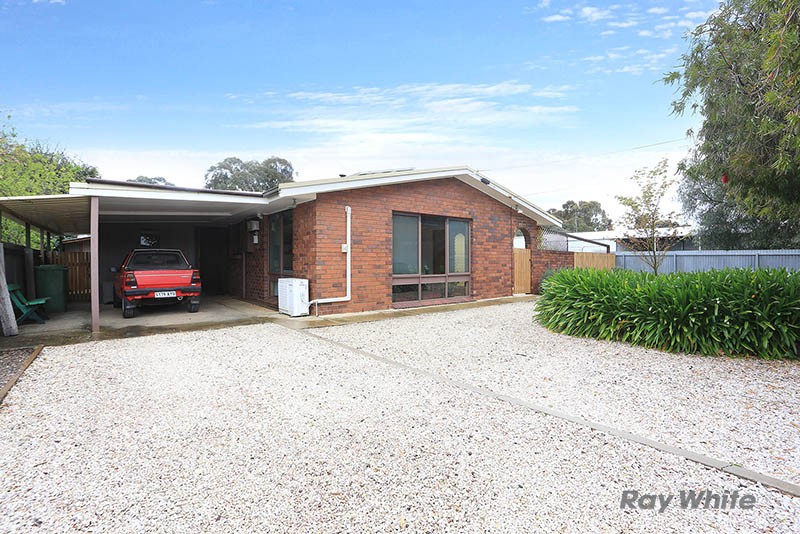 10 Strickland Street, Riverton, SA 5412