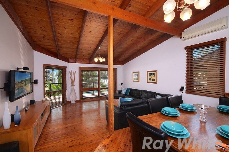 13 Lakeshore Avenue, Chain Valley Bay, NSW 2259