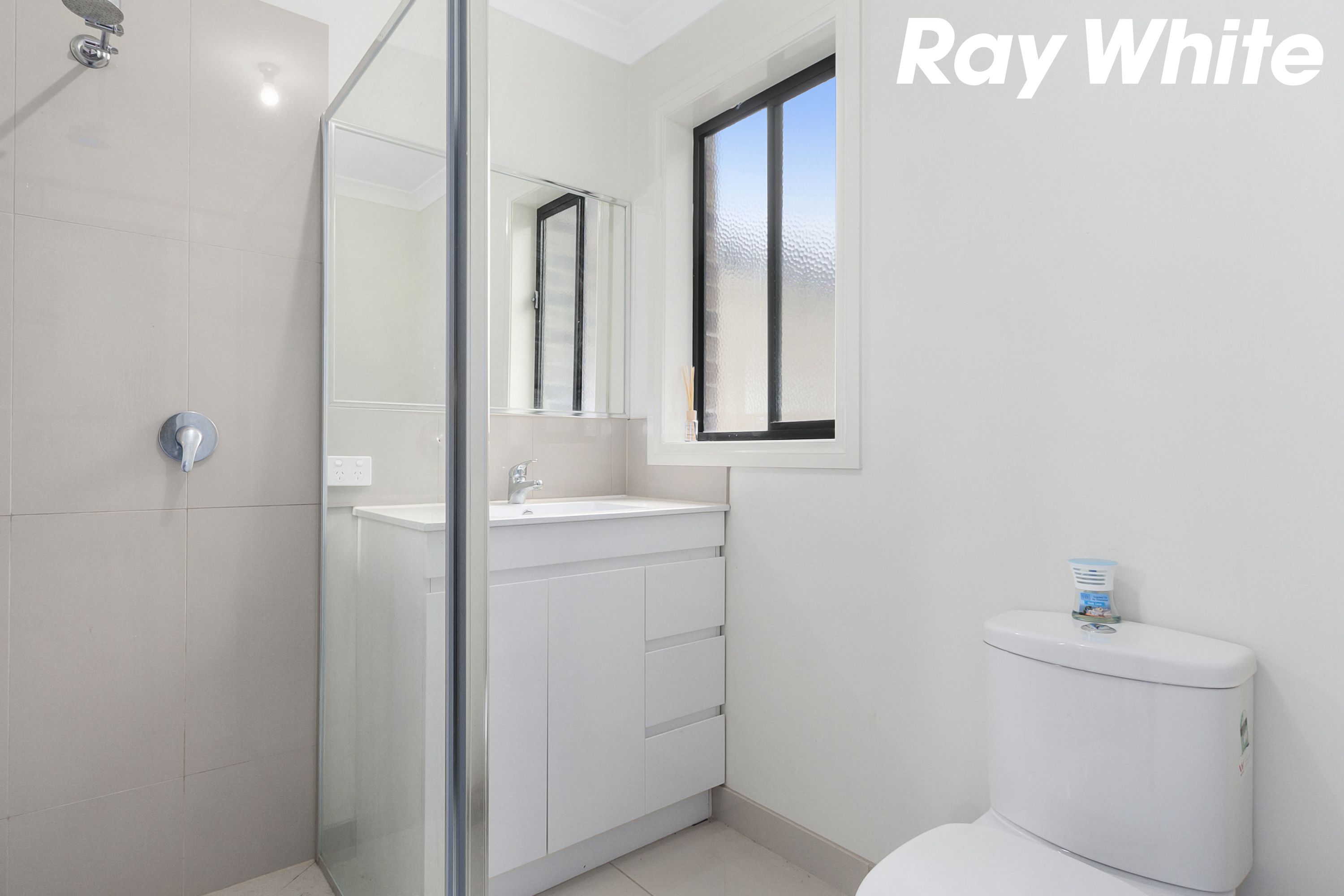6B Lima Place, Pakenham, VIC 3810