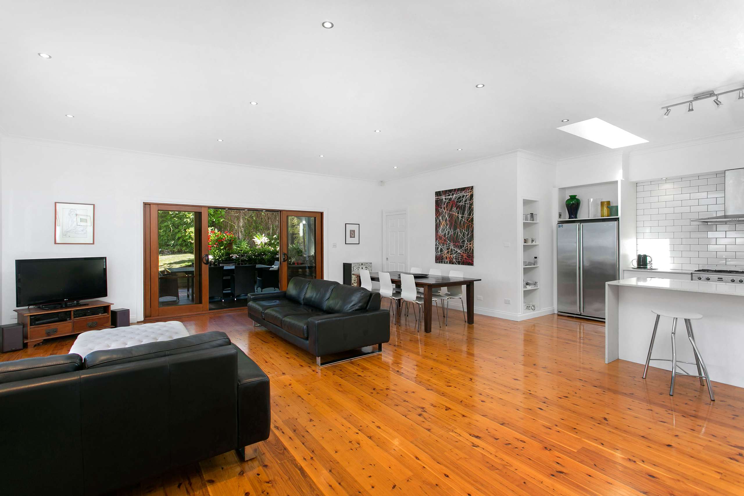 9 Dempster Street West Wollongong Nsw 2500 Sold House Ray Sold By Fady Saad