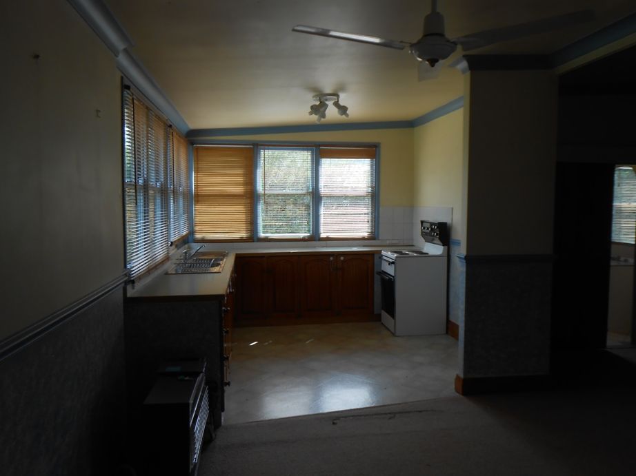 11 Greaves Street, Inverell, NSW 2360