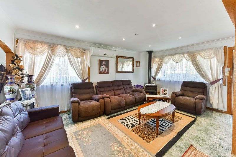 7 Cedric Street, Macquarie Fields, NSW 2564