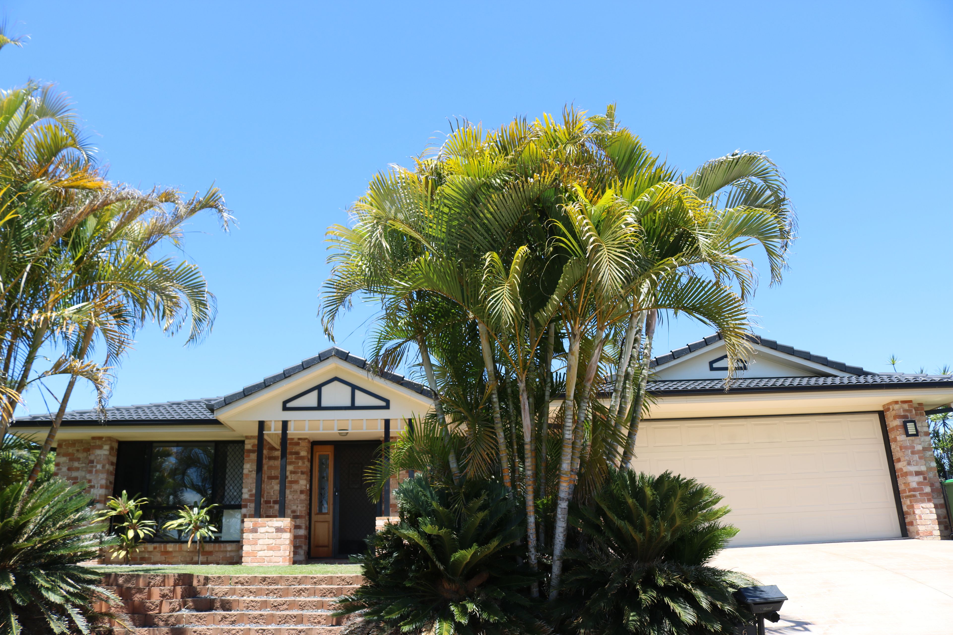 6 Therese Court, Flinders View, QLD 4305