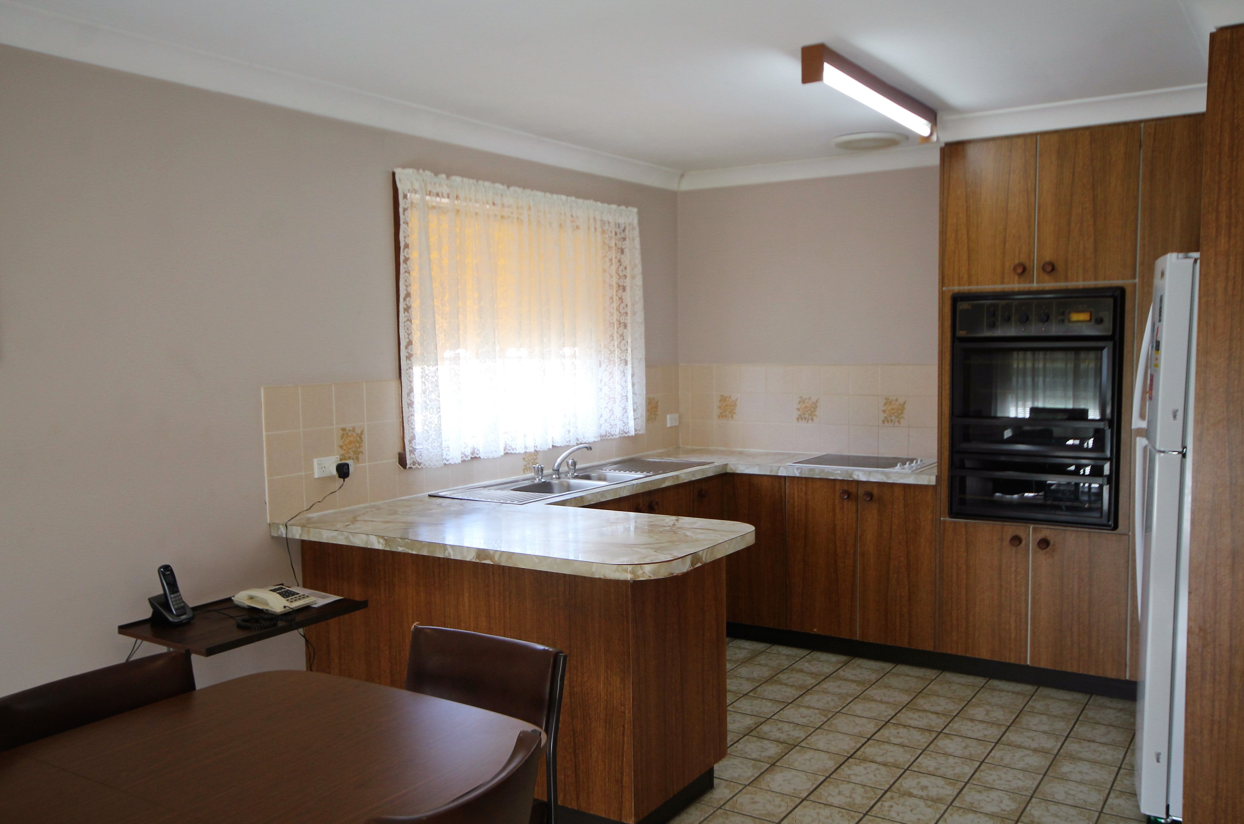 4 Stoneridge Street, Young, NSW 2594