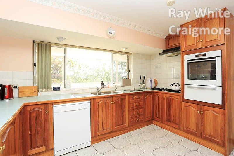 17 Brooker Drive, Hillbank, SA 5112