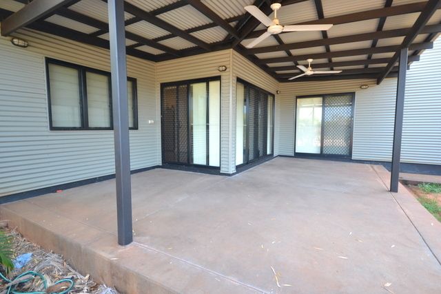 2/1 Bernard Way, Cable Beach, WA 6726