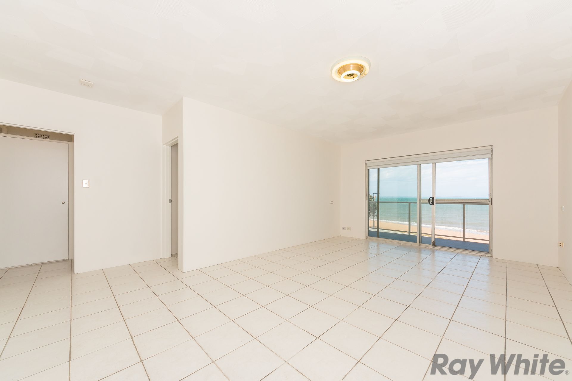 1/2a Queen Street, Scarborough, QLD 4020
