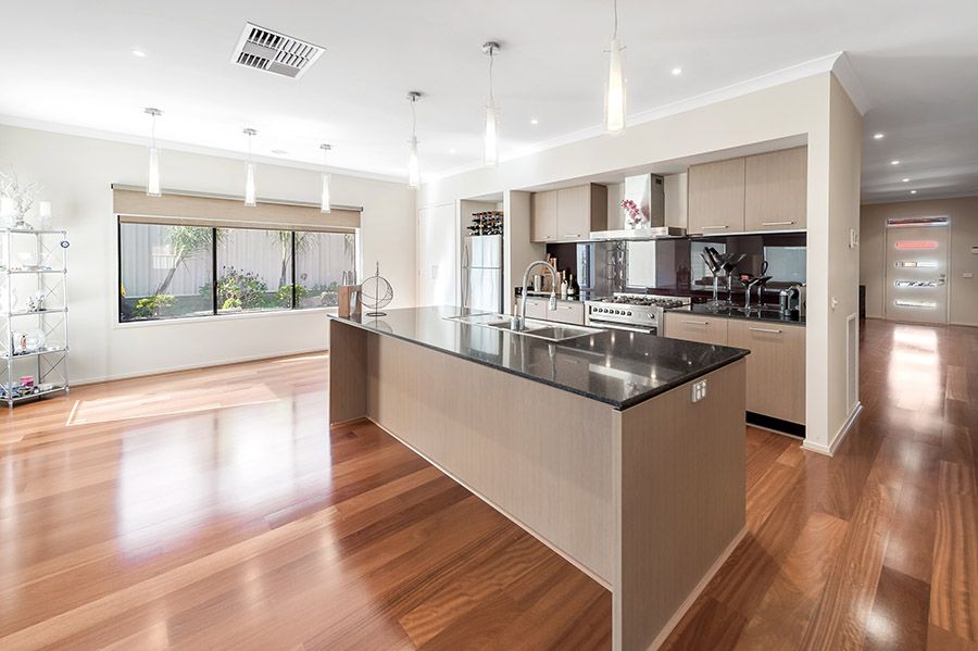 28 Pymble Gardens, Craigieburn, VIC 3064
