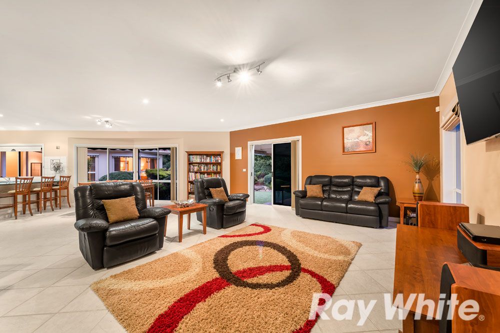 10 Arthur Streeton Place, Diamond Creek, VIC 3089