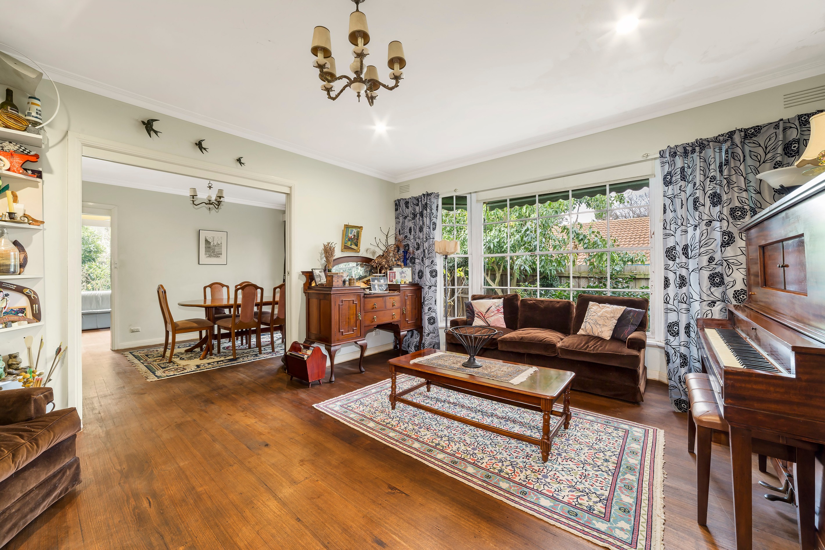 24 Patterson Avenue, Burwood, VIC 3125