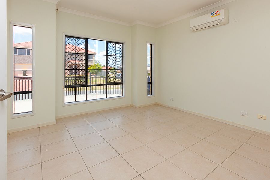 23 Summit Terrace, Forest Lake, QLD 4078