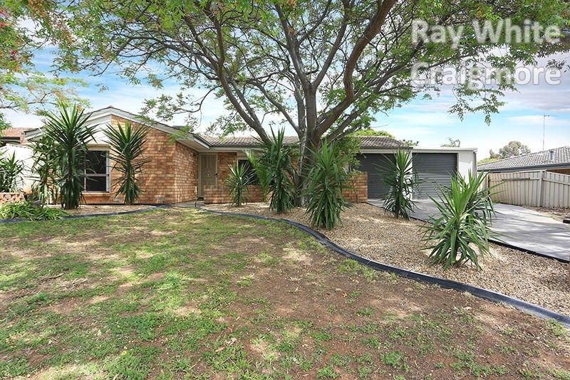 10 Tareena Street, Craigmore SA 5114