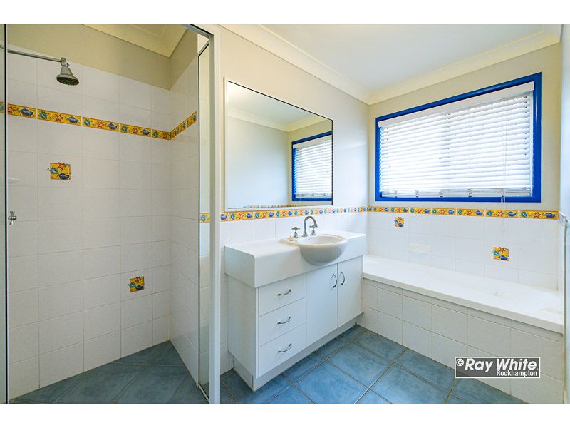 12 Athlone Court, Norman Gardens, QLD 4701