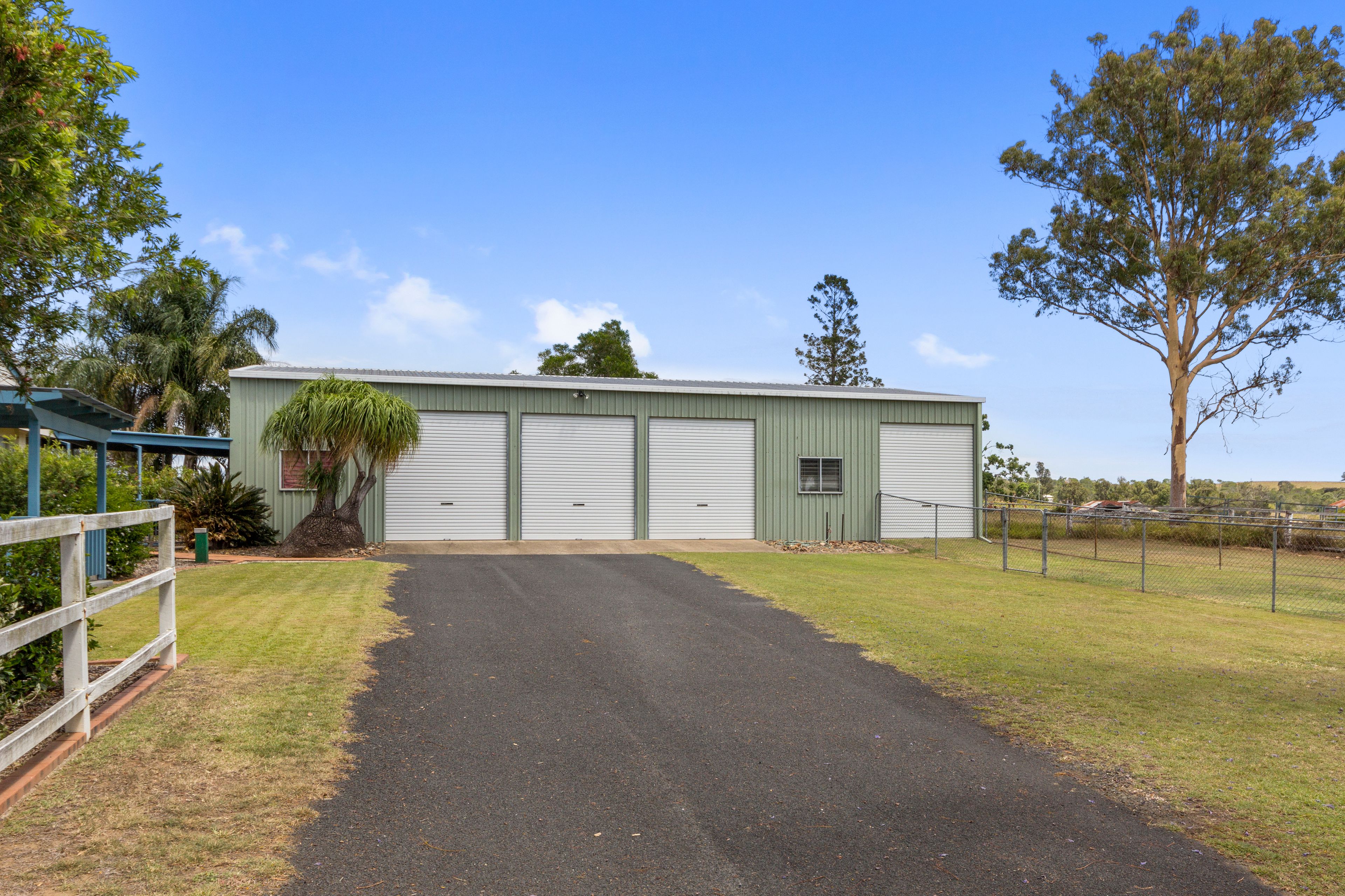 430 Fernvale Road, Fairney View, QLD 4306