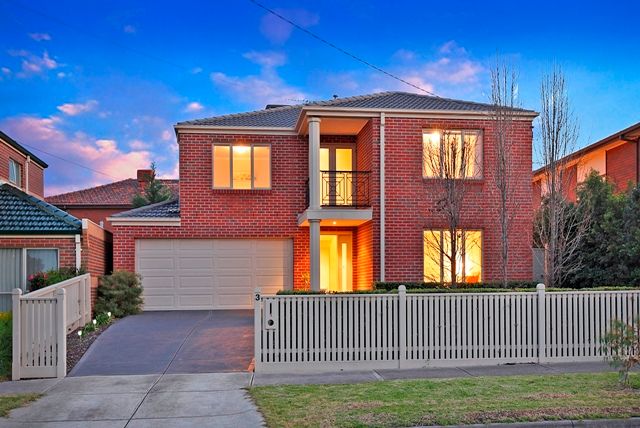 3 Burnett Crescent, Reservoir VIC 3073