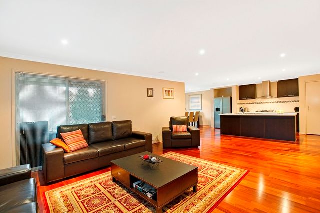 3 Burnett Crescent, Reservoir, VIC 3073