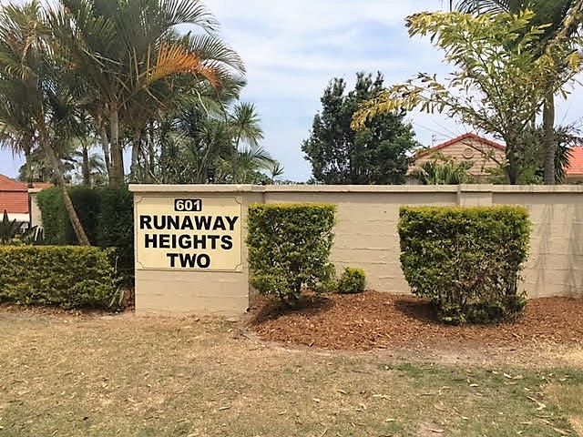 601 Pine Ridge Road, Biggera Waters QLD 4216