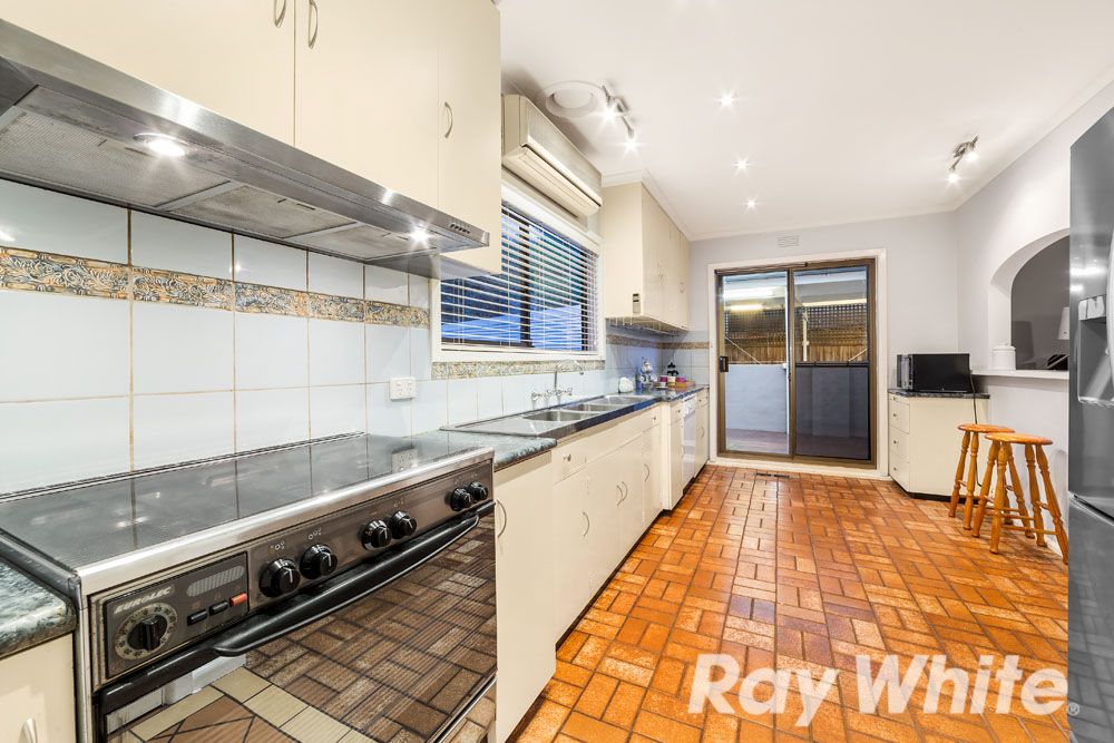 13 Butlers Road, Ferntree Gully, VIC 3156
