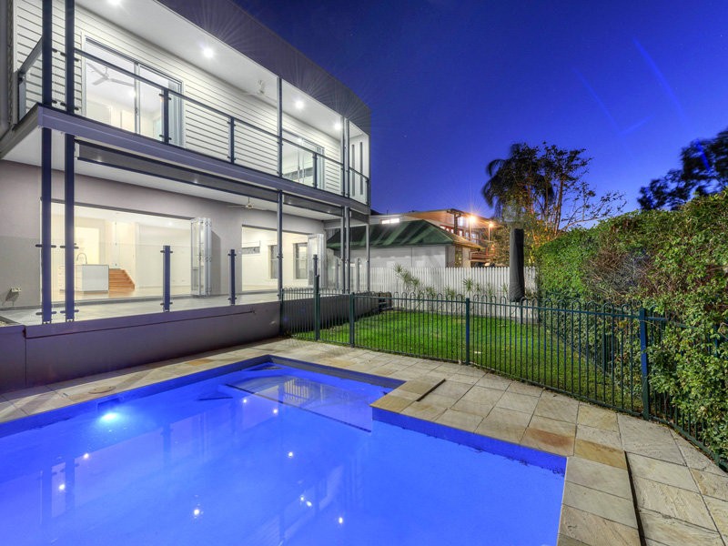 84 Fifth Avenue, Balmoral, QLD 4171