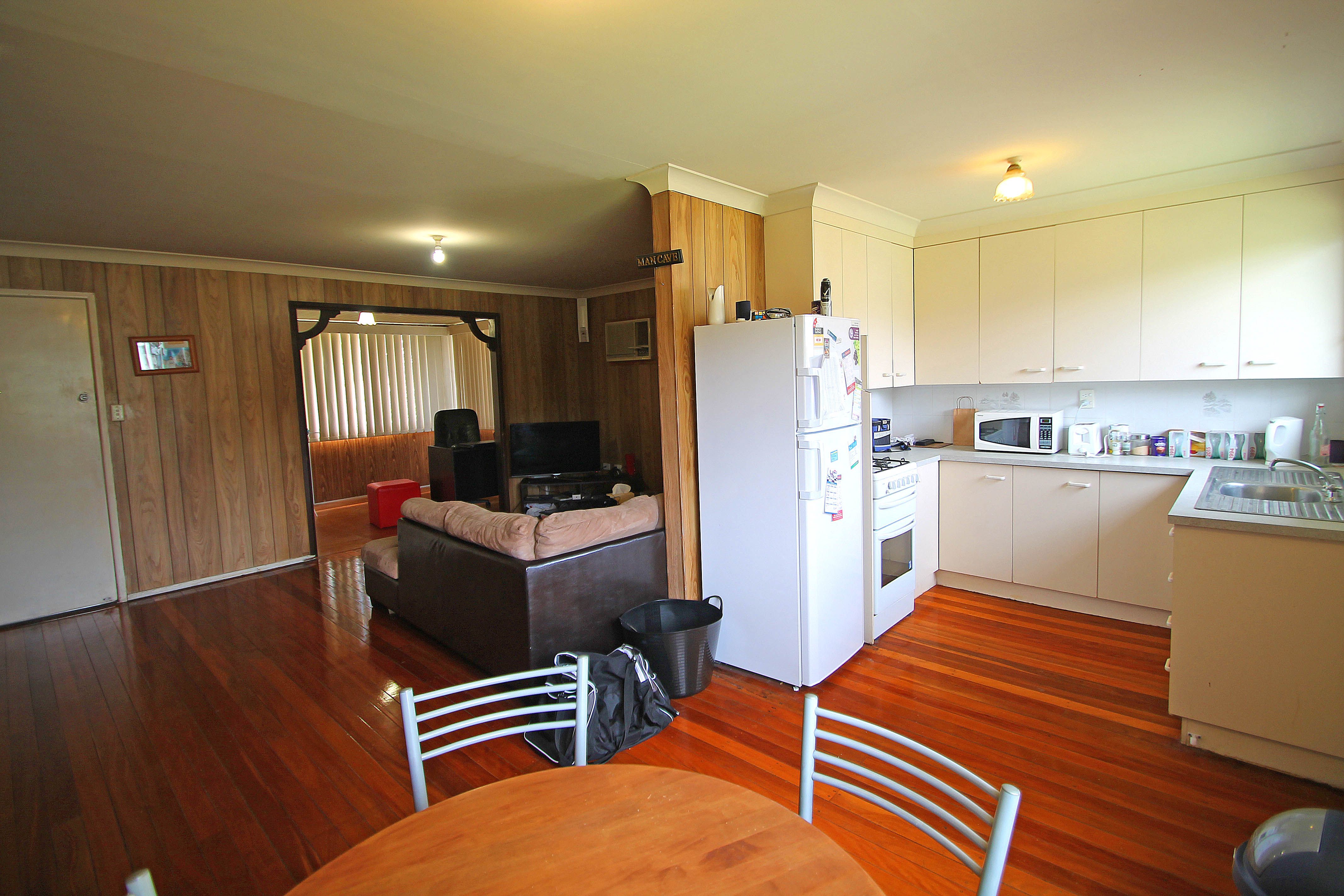26 Berry Street, Churchill, QLD 4305