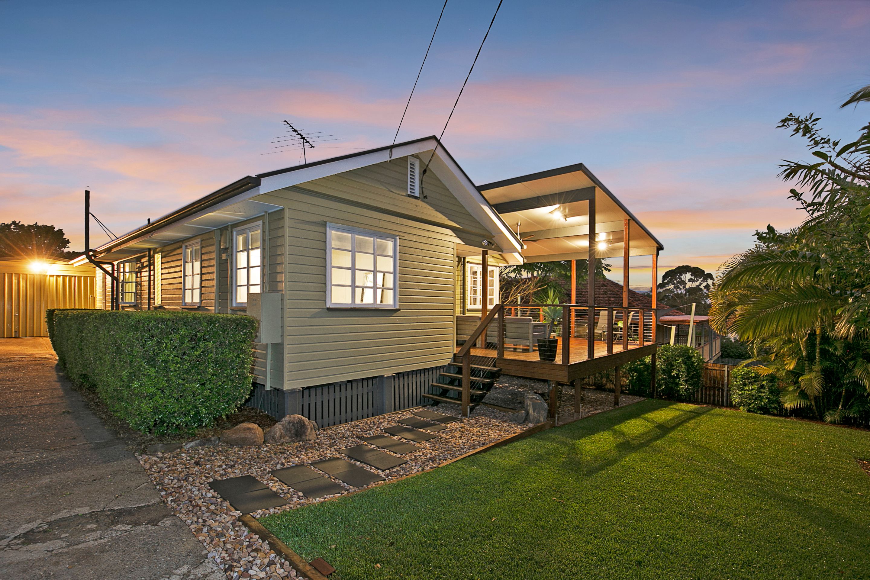 11 Dunbar Street, Mount Gravatt East, QLD 4122