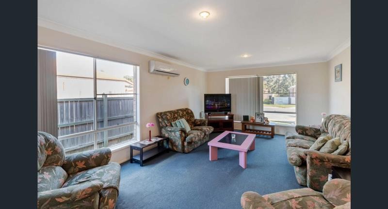 2a Coolabah Crescent, Bridgeman Downs, QLD 4035