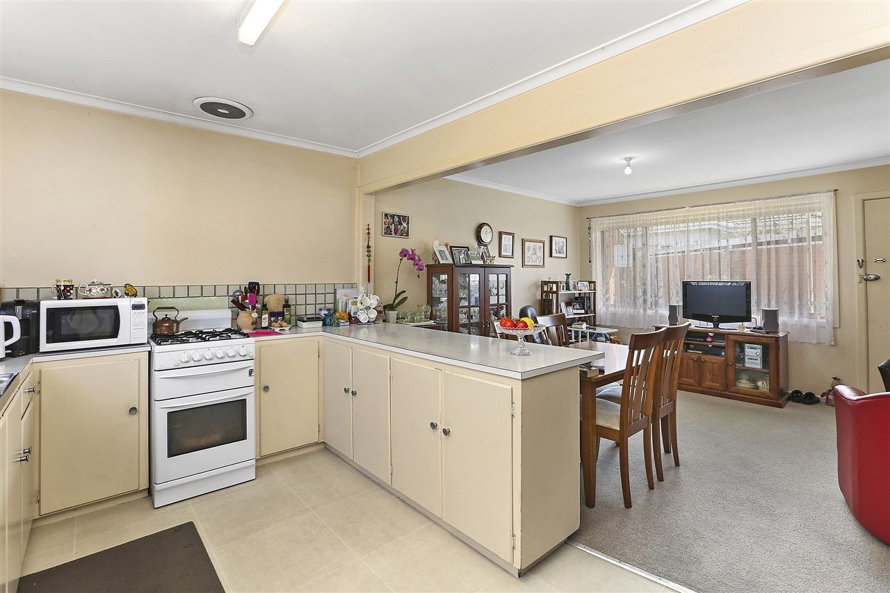 1 Ferndale Parade, Highton VIC 3216