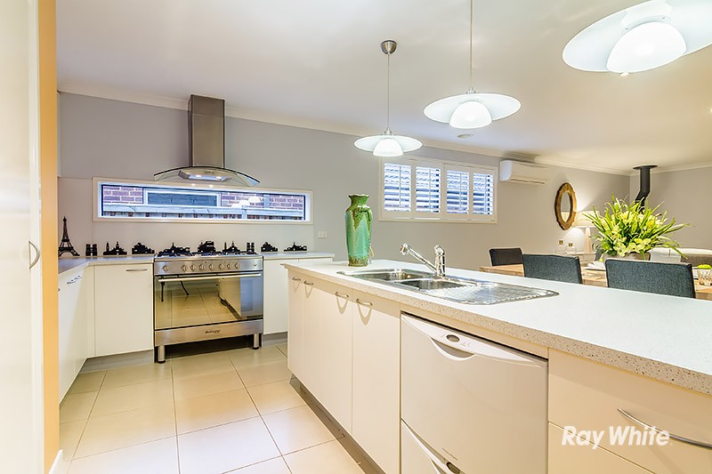 14 Aspendale Place, Lyndhurst, VIC 3975