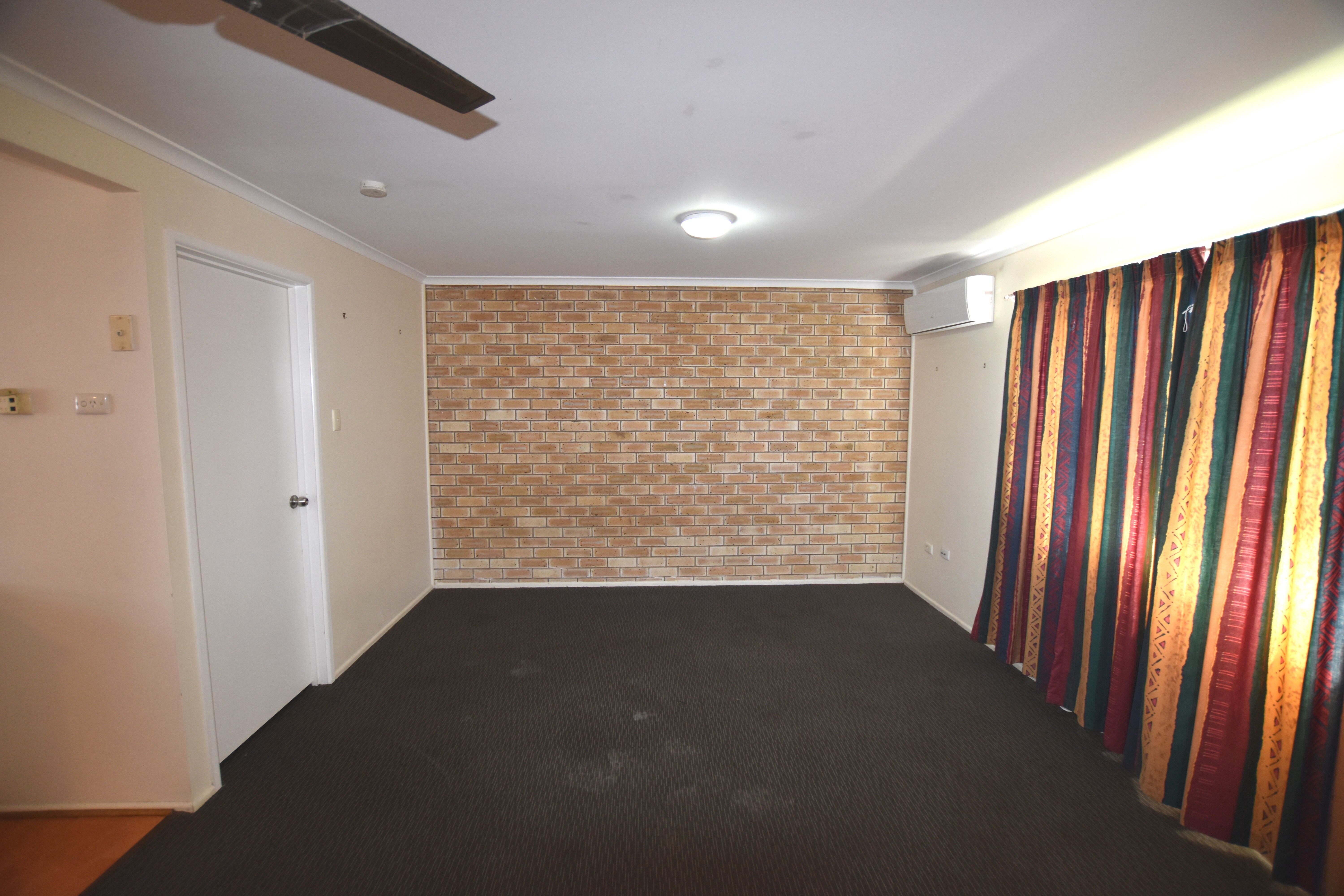 2/31 Scenery Street, West Gladstone, QLD 4680