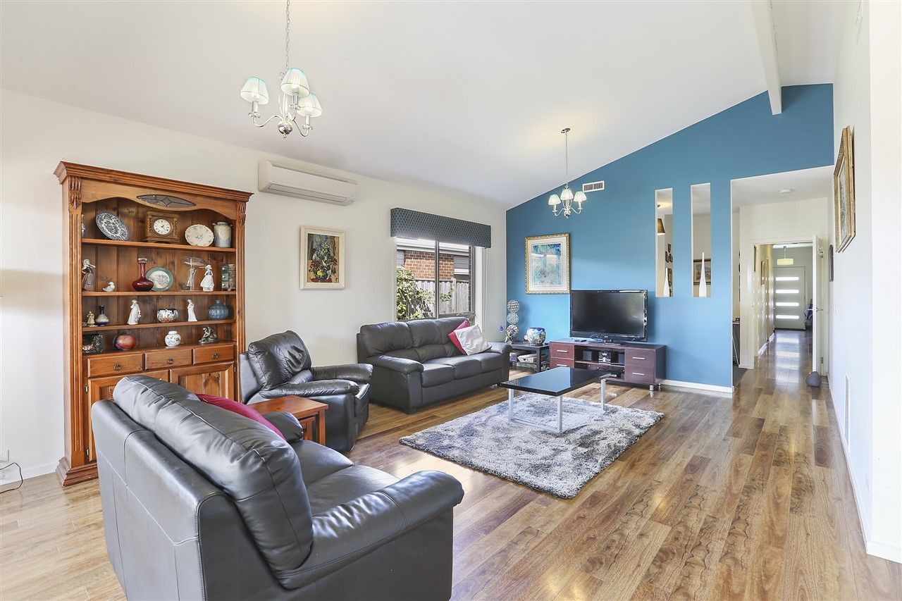4 Centreside Drive, Torquay, VIC 3228