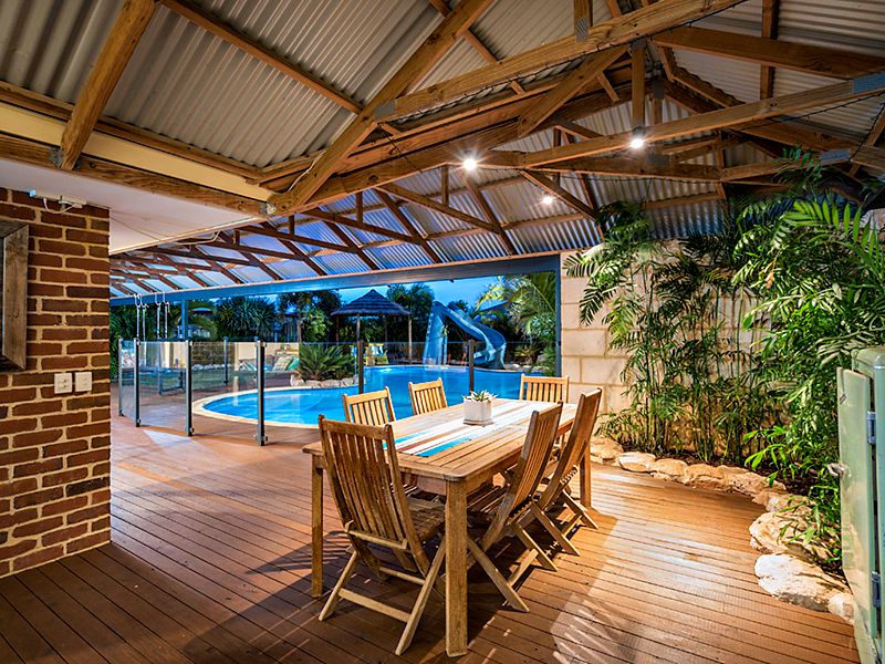 17 Waterfront Circle, Drummond Cove, WA 6532