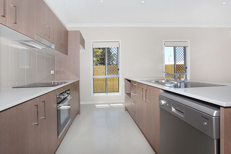 2/5 Laurina Way, Peregian Springs, QLD 4573