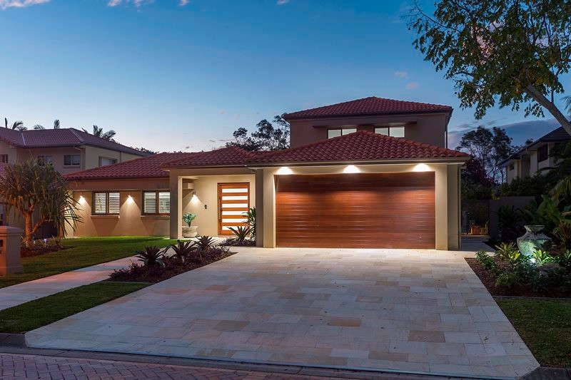 8215 Magnolia Drive West, Hope Island, QLD 4212