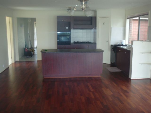 8 Exeter Place, Narre Warren South, VIC 3805