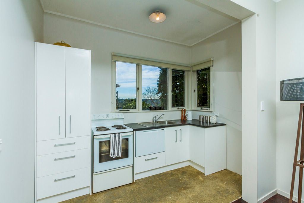 145 Ocean View Road, Hillcrest, North Shore City