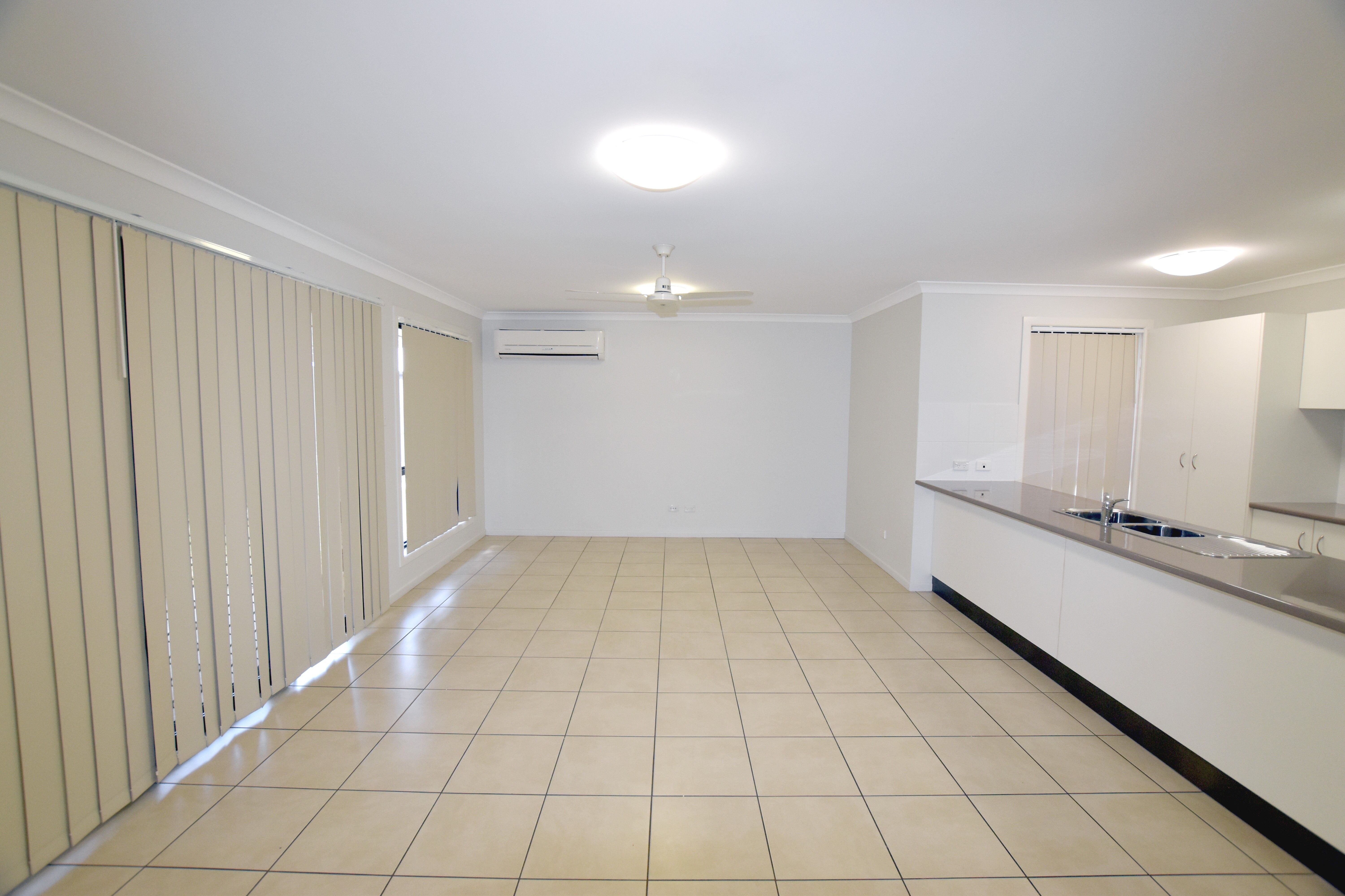 40 Iris Road, Kirkwood, QLD 4680