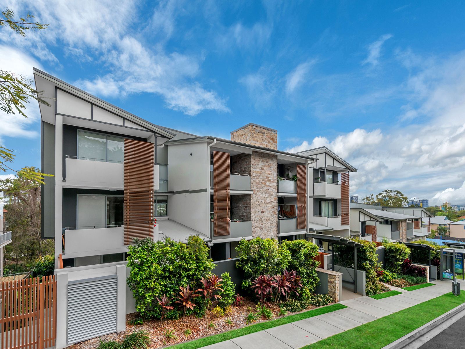 157 Gailey Road, Taringa QLD 4068