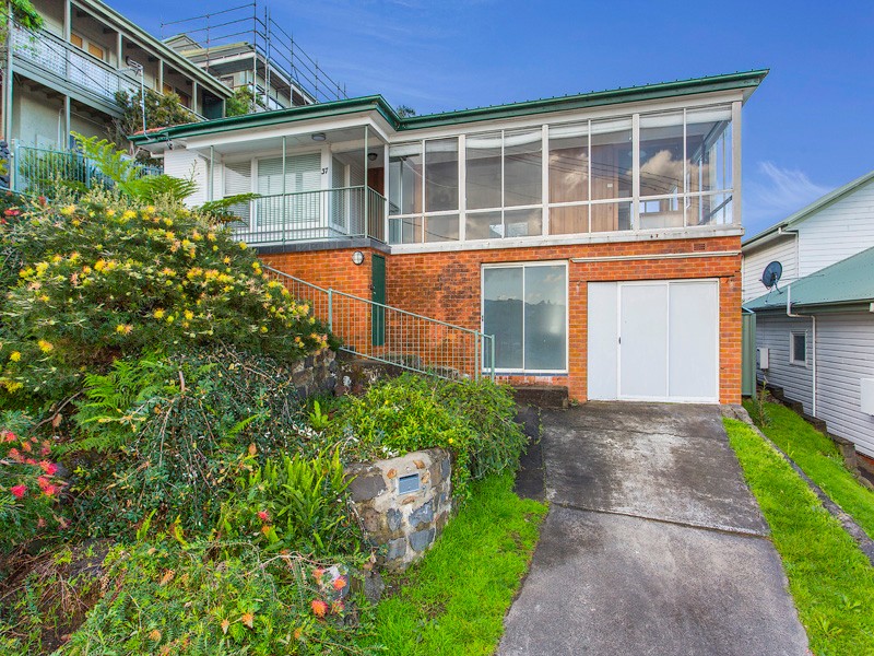 37 Minnamurra Street, Kiama, NSW 2533