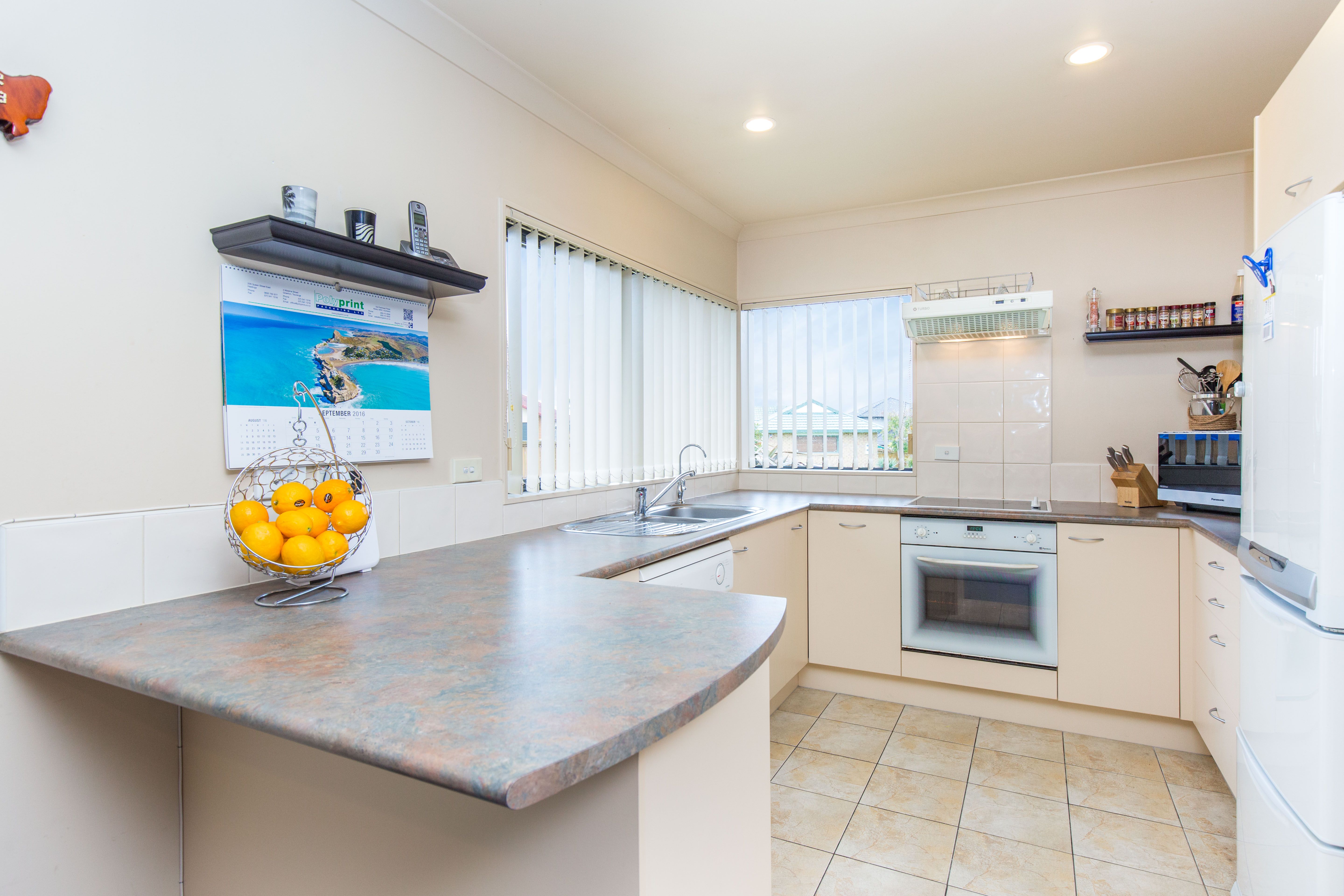 11 Saralee Drive, Alfriston, Manukau City